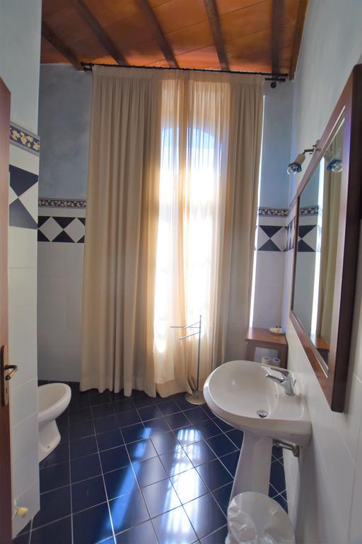 Aparthotel Residenza Palazzo Saloni à Montalcino Extérieur photo