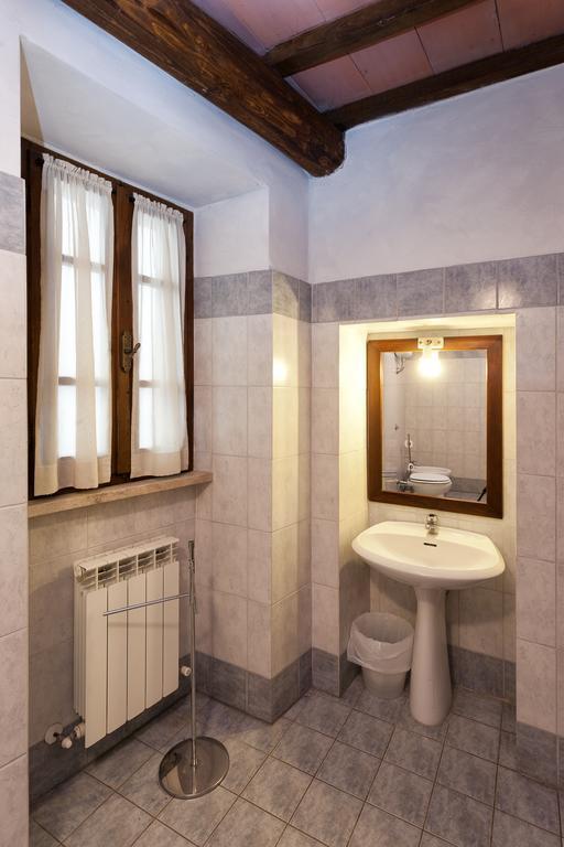 Aparthotel Residenza Palazzo Saloni à Montalcino Extérieur photo